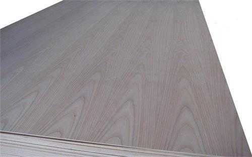 水曲柳饰面板.jpg 水曲柳饰面板.jpg