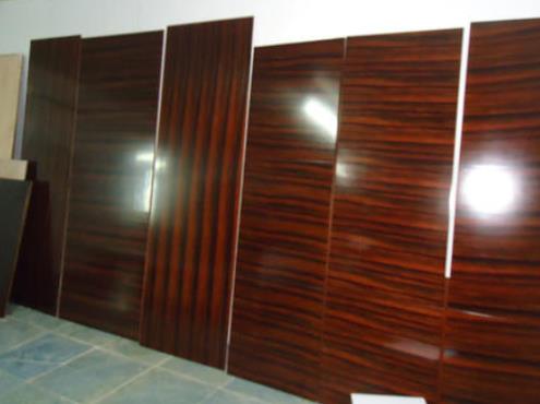 木饰面现场做油漆技巧.jpg 木饰面现场做油漆技巧.jpg