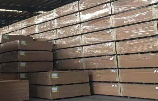 密度板质量好坏对家具制品影响.jpg 密度板质量好坏对家具制品影响.jpg