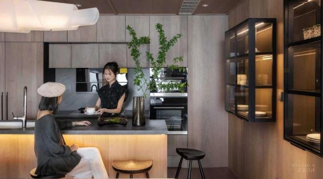 餐厅布置.jpg 餐厅布置.jpg