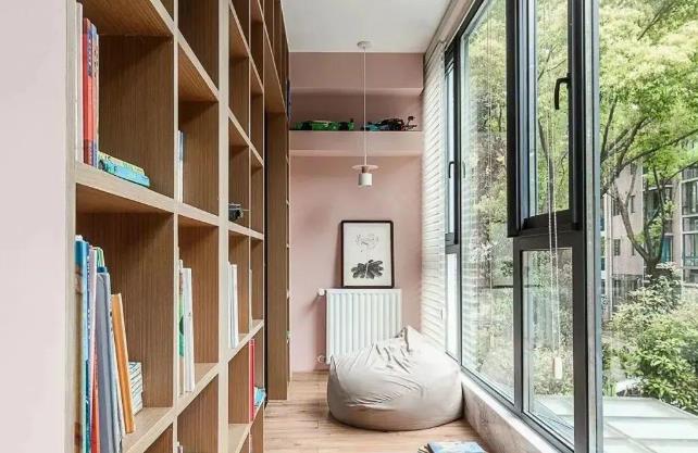 阳台+书柜木饰面设计风格.jpg 阳台+书柜木饰面设计风格.jpg