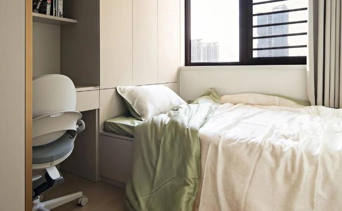 阳台.jpg 阳台.jpg