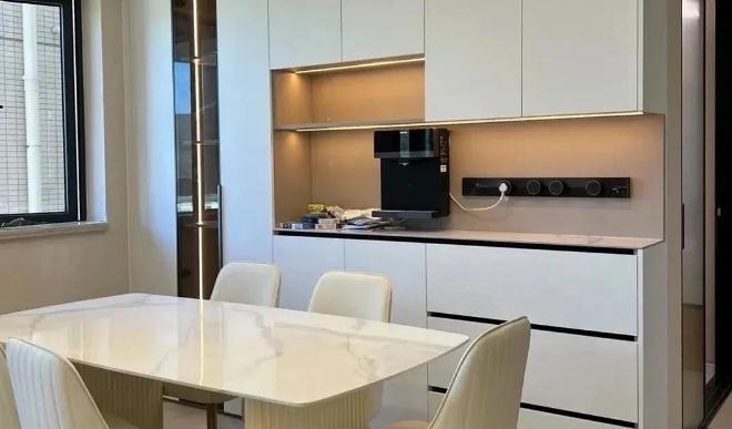 木饰面在绿色革命下的技术突围.jpg 木饰面在绿色革命下的技术突围.jpg